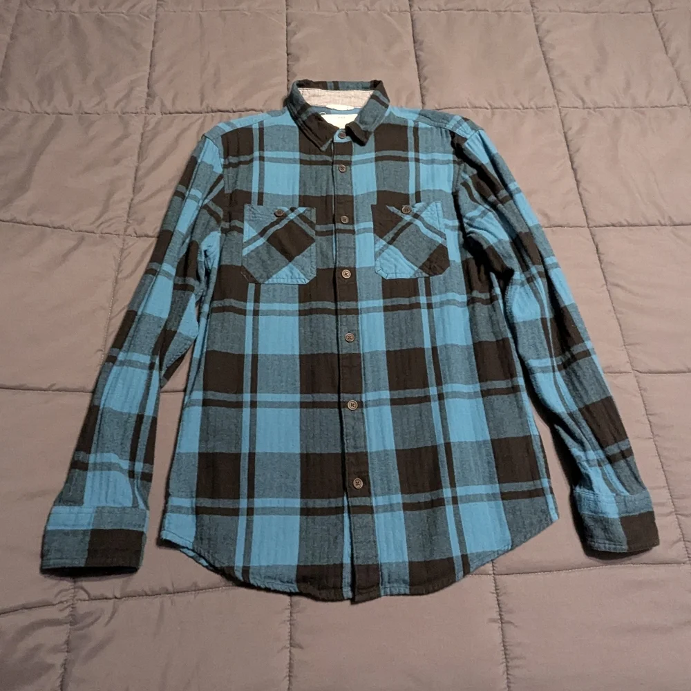 🔥🔥 Bundle Alert 3 URBAN PIPELINE Men's Sz Sm button down Plaid Flannel Shirts